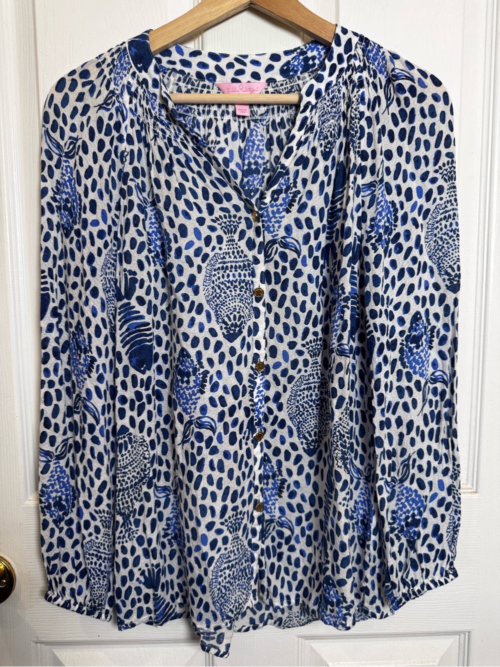 Lilly Pulitzer Elsa Button Down Flowy Blouse XS/S Blue White Fish Print Coastal